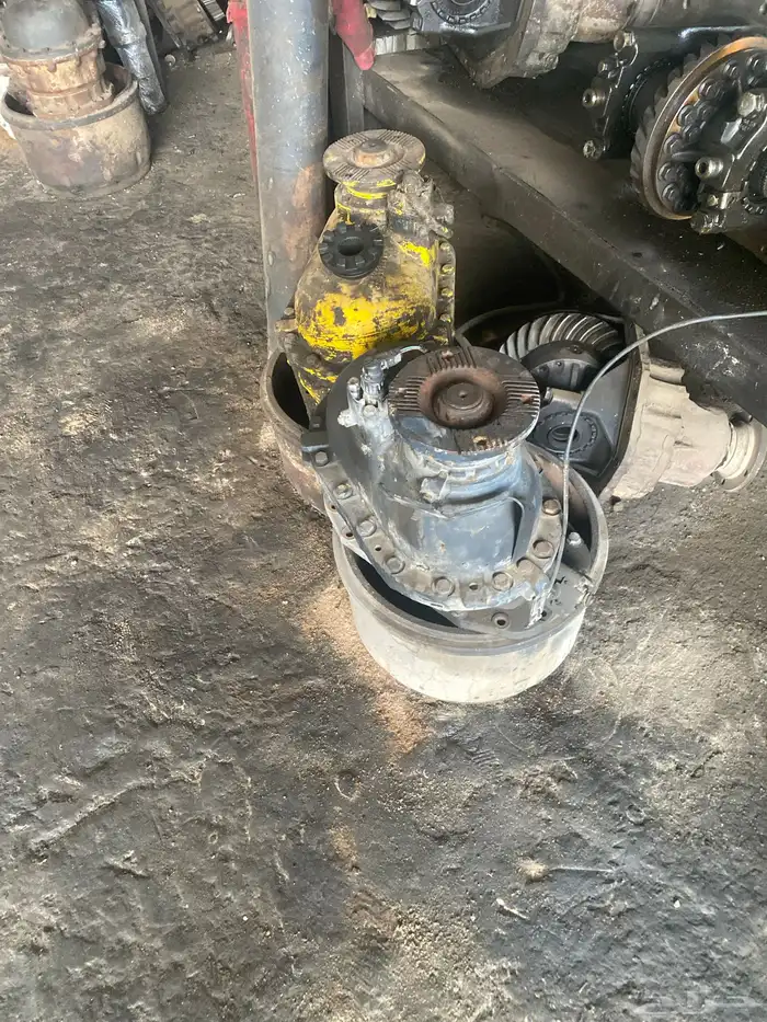 كورين وا دبول واعمدان مرسيدس اكترس وا البي 2