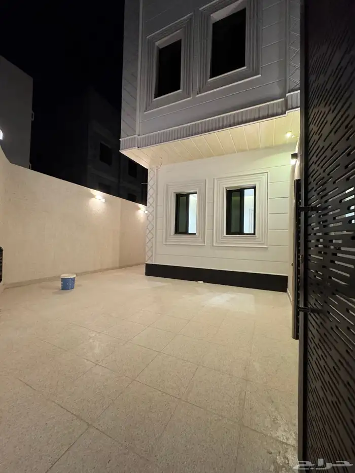 شقق تمليك و ارواف ومداخل خاصة حي الرانوناء 21