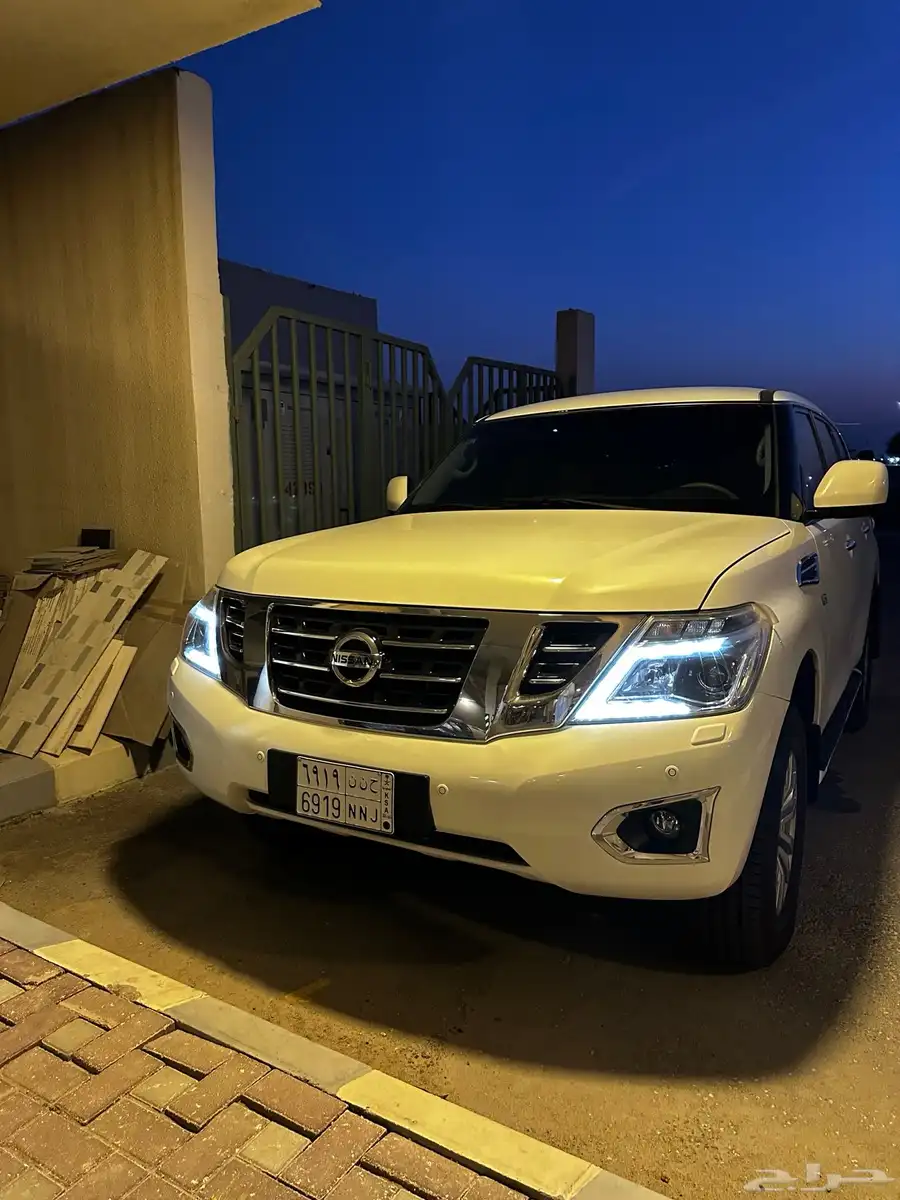 باترول بلاتنيوم قير عادي مجهز كامل للبر 1