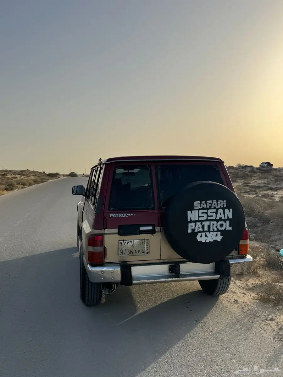 نيسان 2