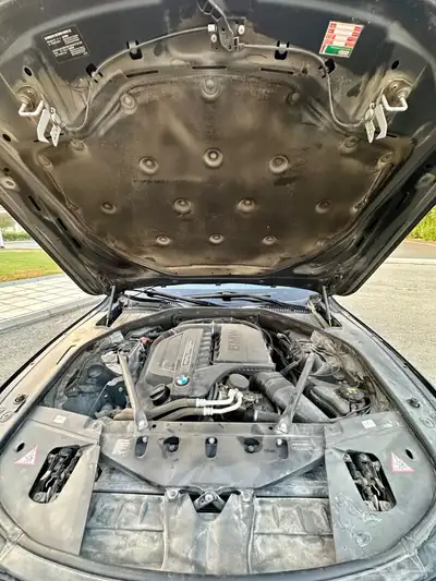 BMW 740 2013 ممشى قليل 27