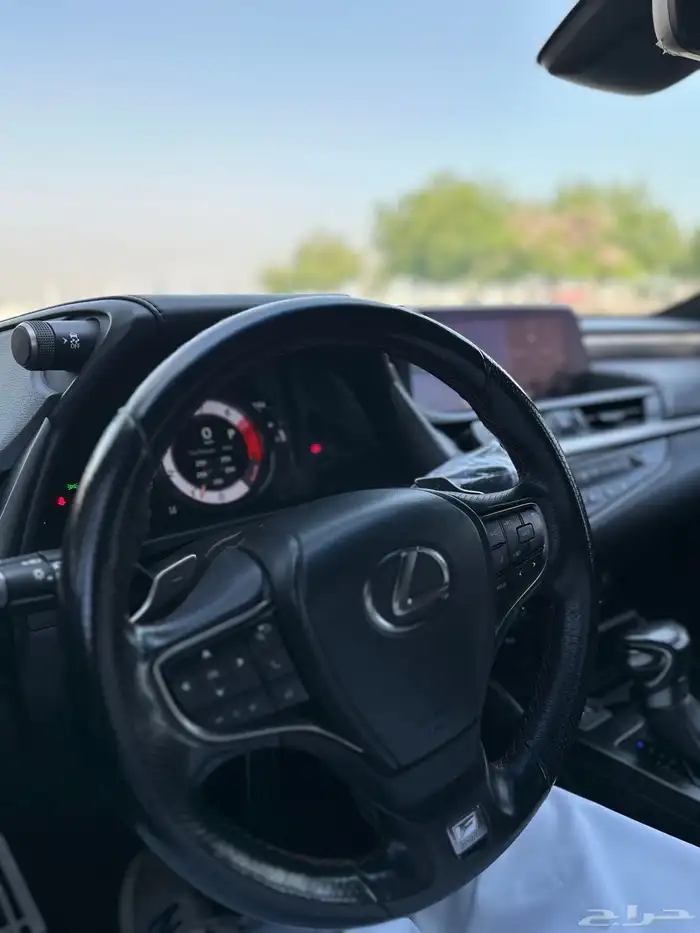 لكزس ES-Fsport فل اوبشن مواصفات خاصةباسمي من الوكالة 4