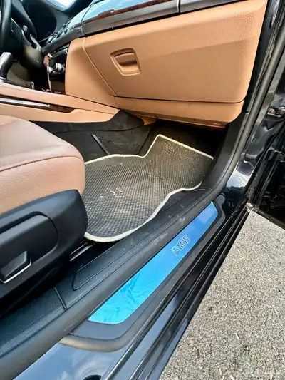 BMW 740 2013 ممشى قليل 25