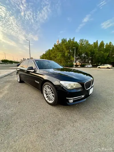 BMW 740 2013 ممشى قليل 7