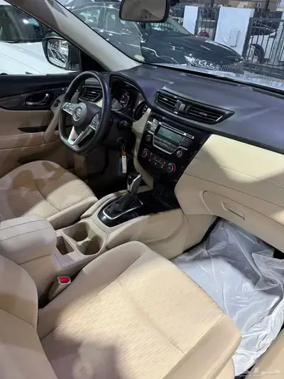نيسان اكس تريل 2021 تم البيع 27