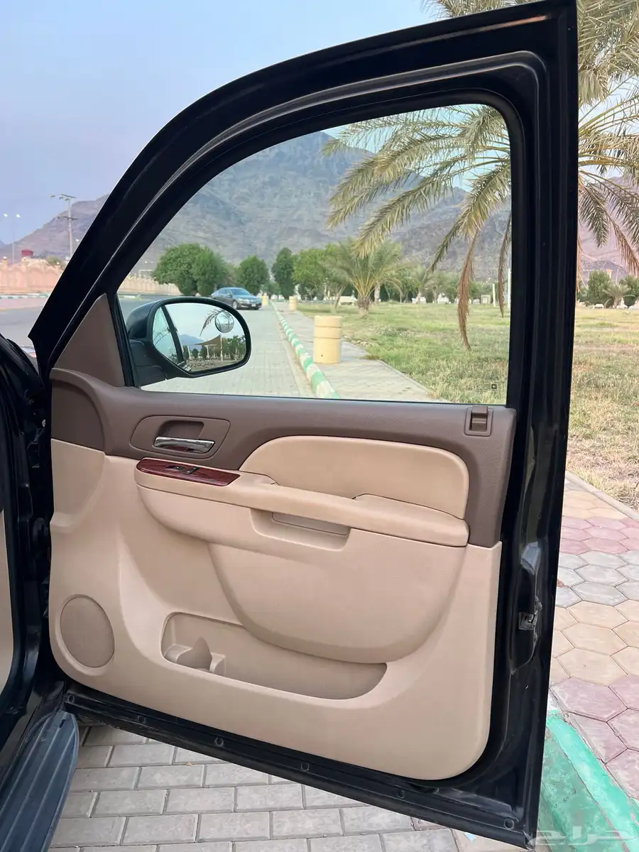 تاهو 2010 سعودي ( مباع ) 83