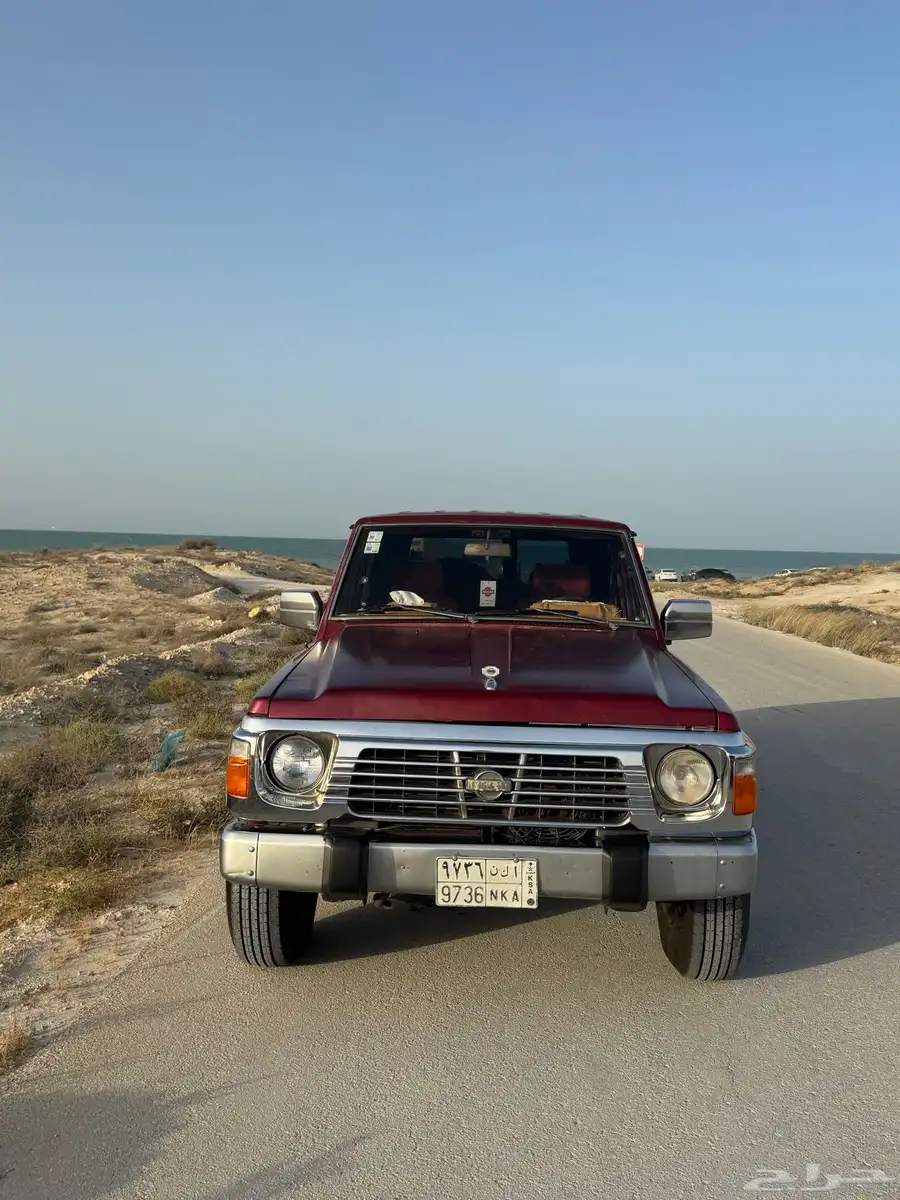 نيسان 0