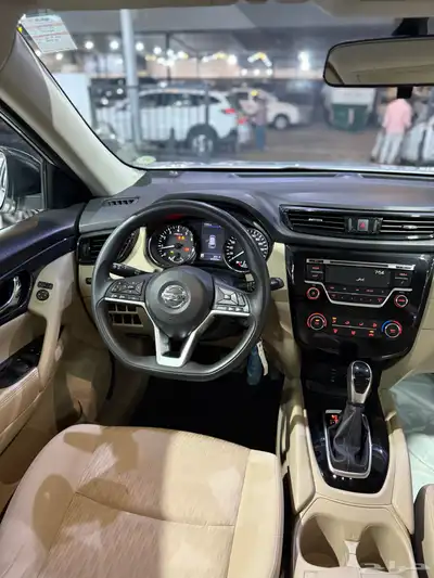 نيسان اكس تريل 2021 تم البيع 15