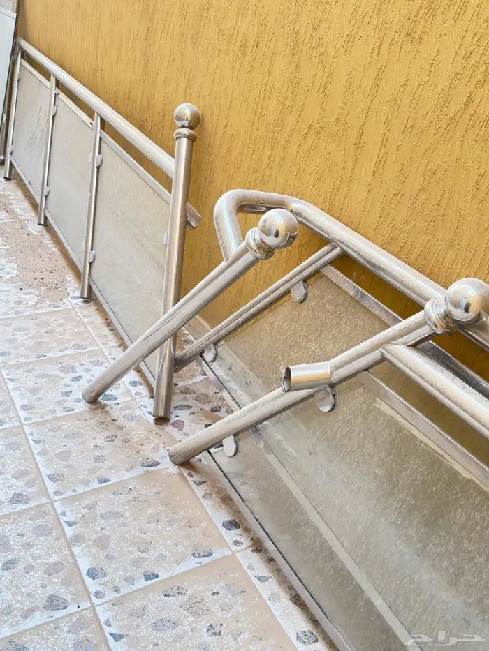 سلم درج داخلي اخو الجديد لم يستعمل 2