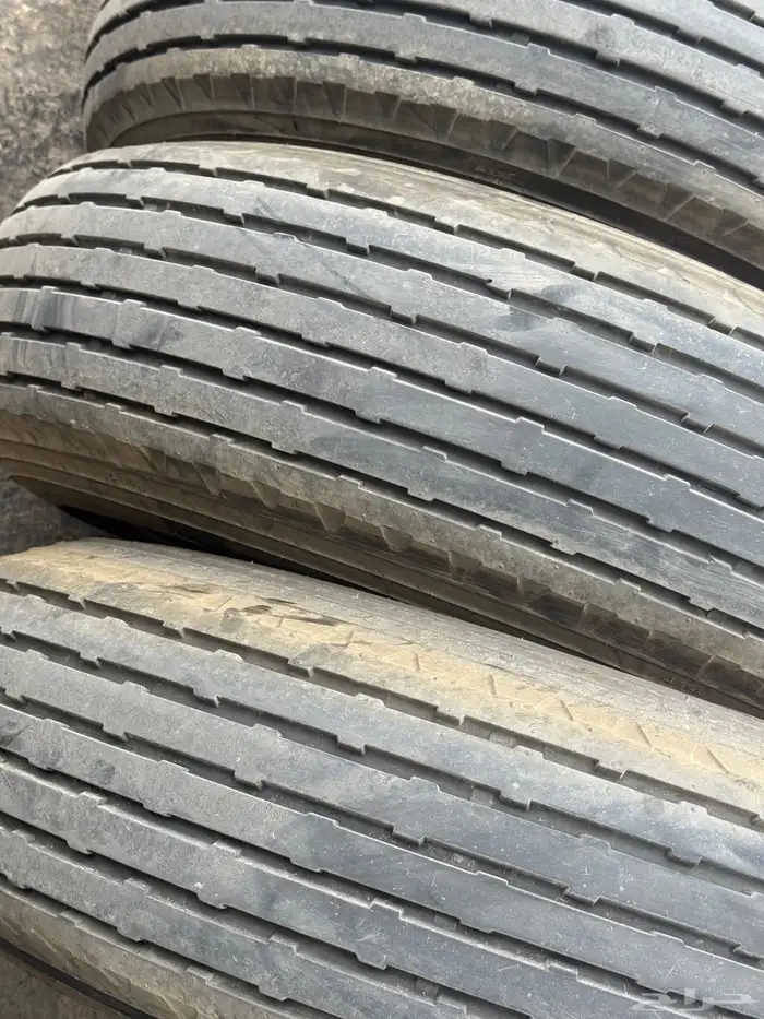 كفرات بوالين مكسس ابو جمل مقاس900-17مع جنوط برايد مقاس17سته 7