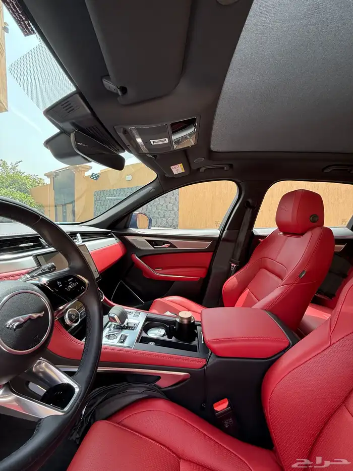 jaguar F-pace R Dynamic 2024 جديد 16