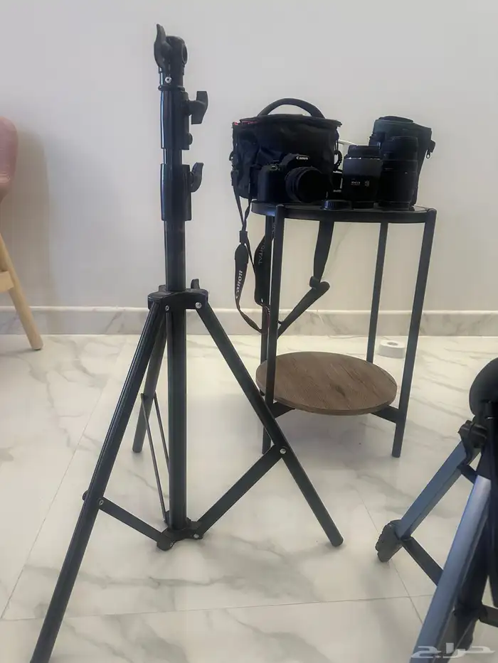 كاميرا كانون مع عدسات وستاندات 3