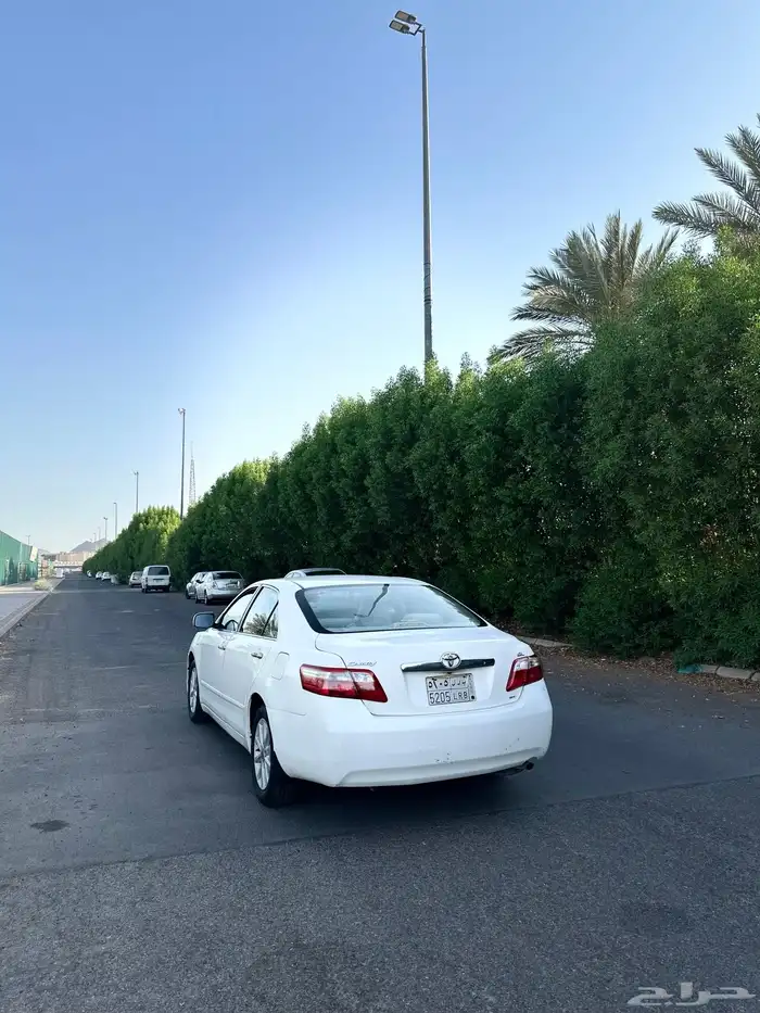 تيوتا كامري 8