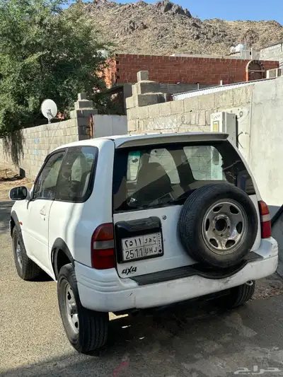 فيتارا 2000 البيع تشليح 2