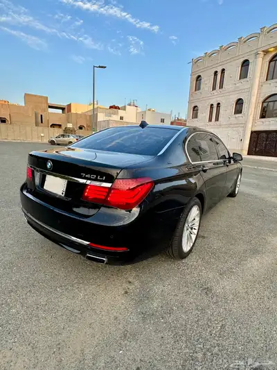 BMW 740 2013 ممشى قليل 5