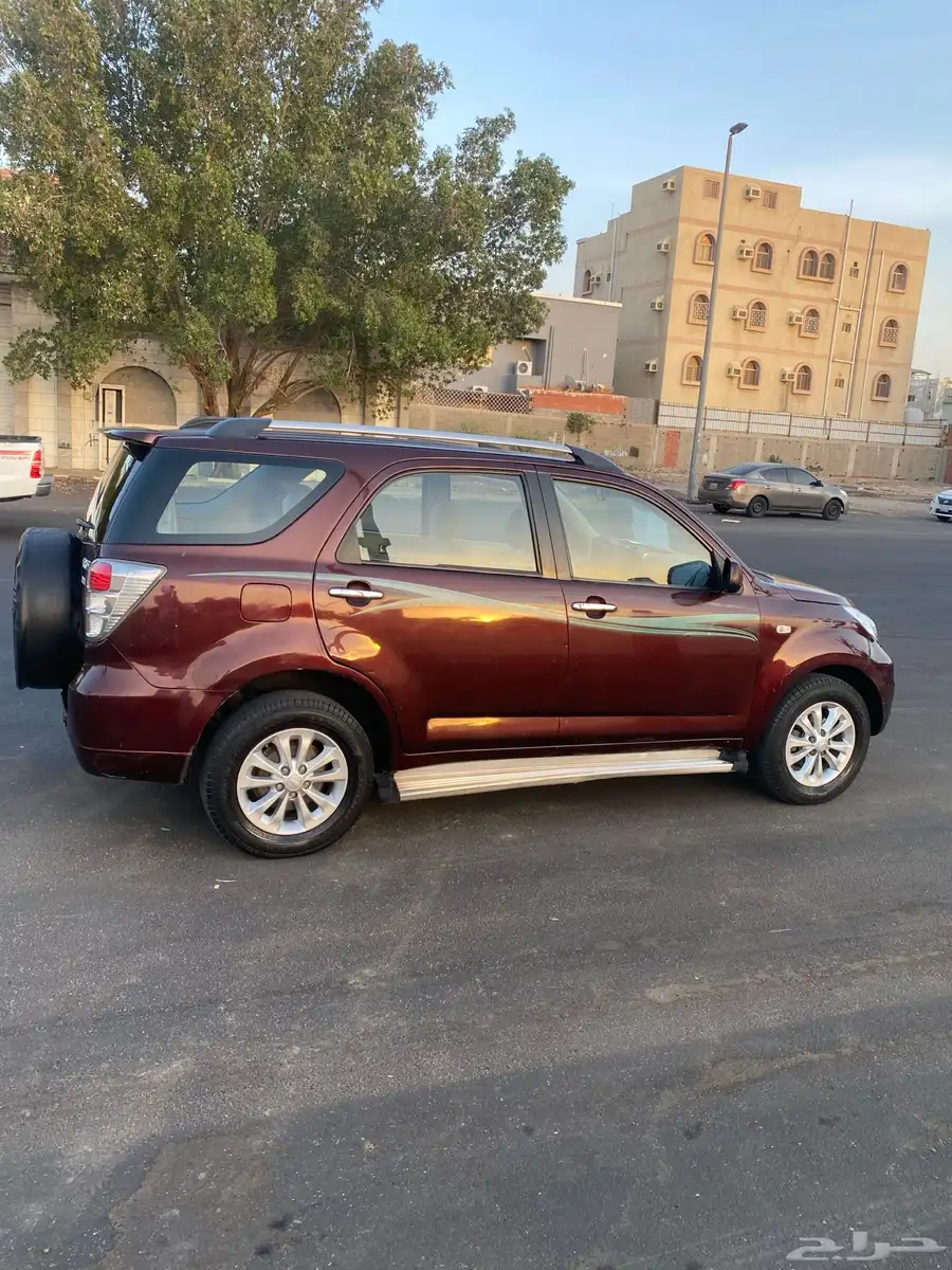 دايهاتسو ثلاثه صفوف index