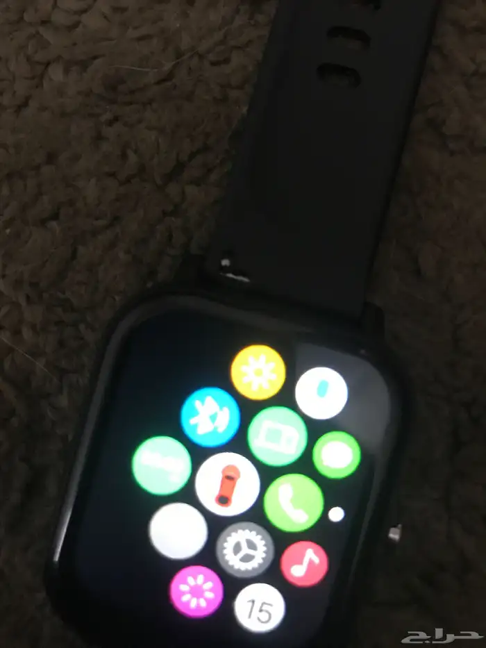 ساعه حلوه ما فيها اي شي مكتملا جديدا ما استخدمة ابد 6