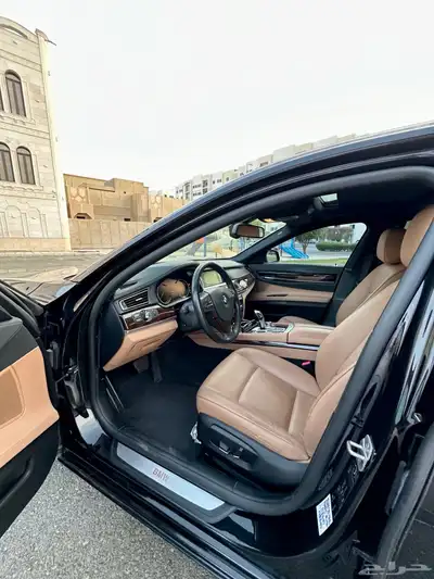BMW 740 2013 ممشى قليل 9