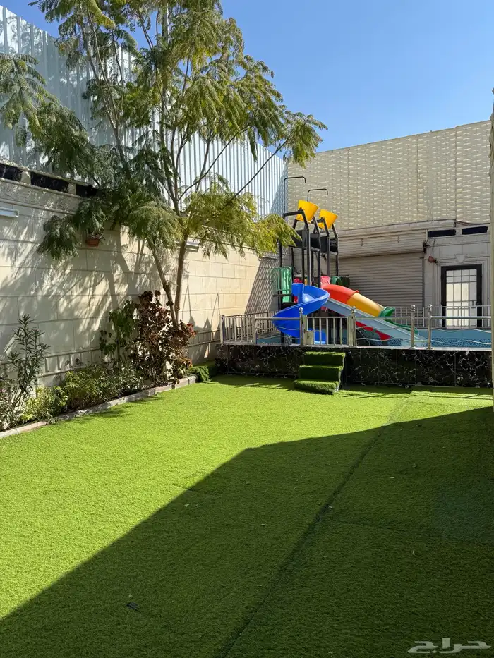 استراحة للايجار قسمين مسبح للكبار ومسبح بألعاب مائية للصغار 18