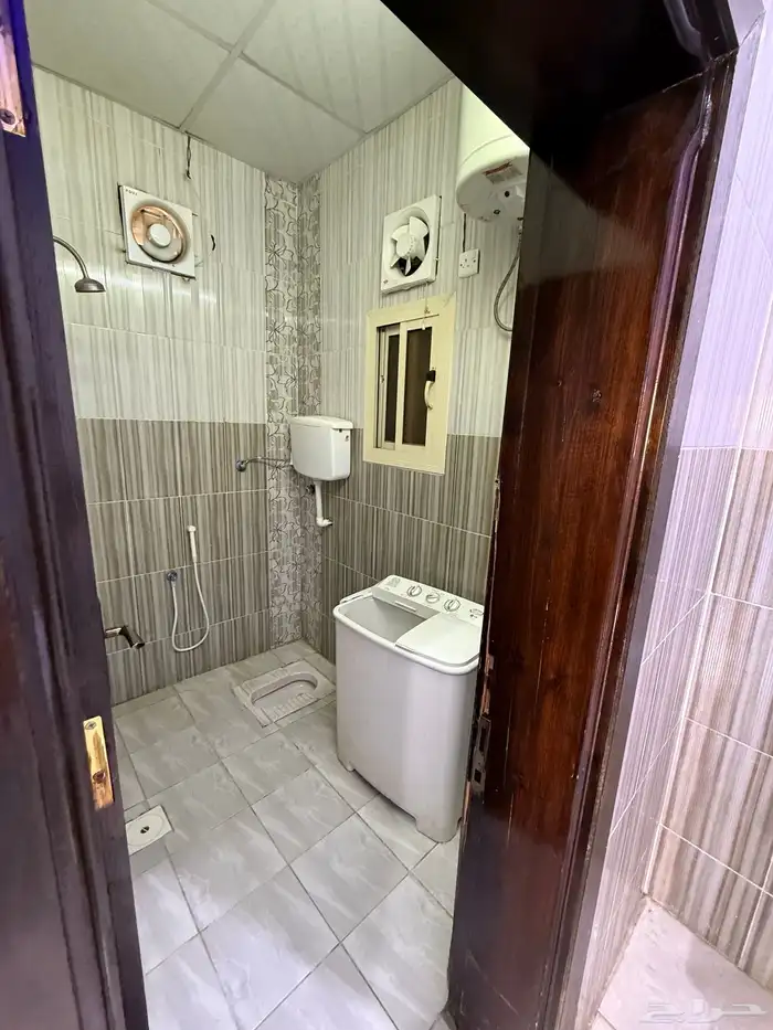 استراحة للايجار قسمين مسبح للكبار ومسبح بألعاب مائية للصغار 16