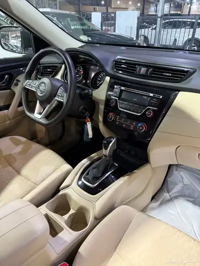 نيسان اكس تريل 2021 تم البيع 28