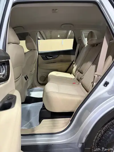نيسان اكس تريل 2021 تم البيع 10