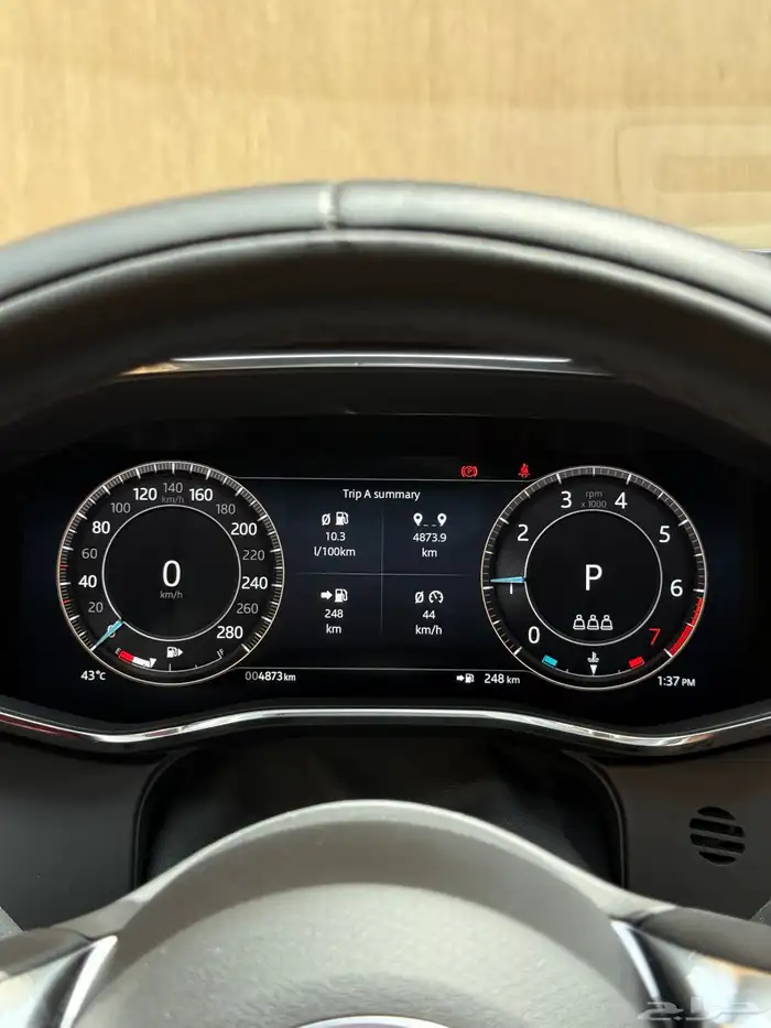 jaguar F-pace R Dynamic 2024 جديد 15