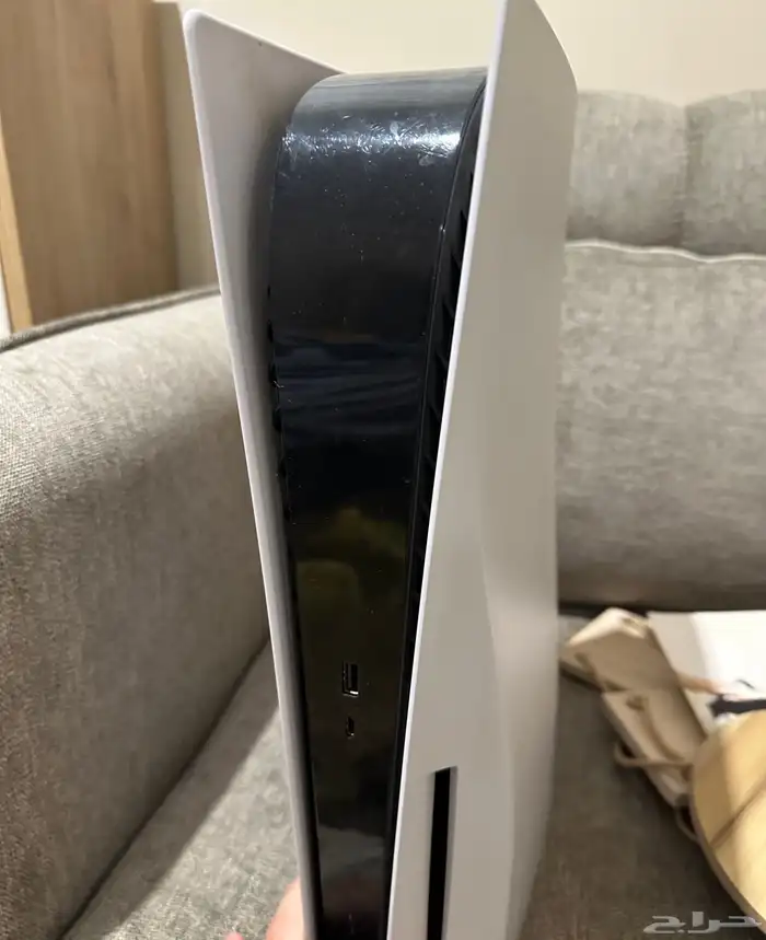 سوني PS5 نظيف جدا  مع يدين معطلات وقاعدة مروحة تبريد 0