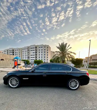 BMW 740 2013 ممشى قليل 2