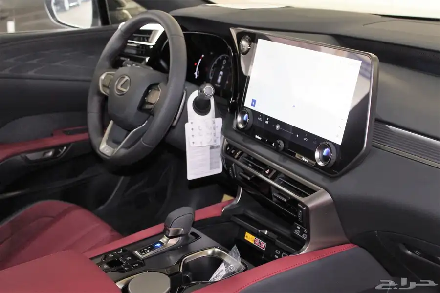 لكزس - RX350 F Sport - خليجي - 2025 - فل كامل 9