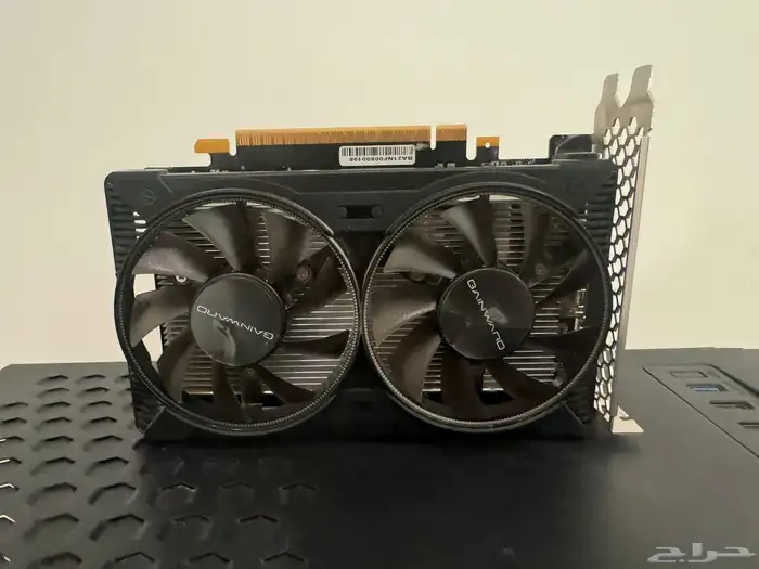 كرت 1650GTX نضيف استخدام اقل من سنه مع الكايس حقه 0