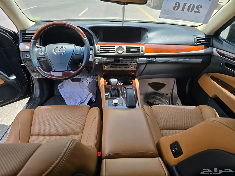 لكزس 2016 LS460 ممشى 35 الف. 8