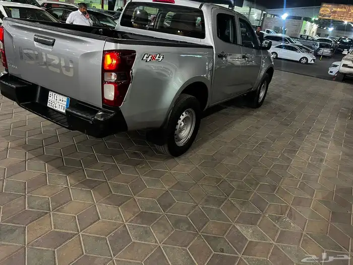 ايسوزو ديماكس 2023 دبل 6
