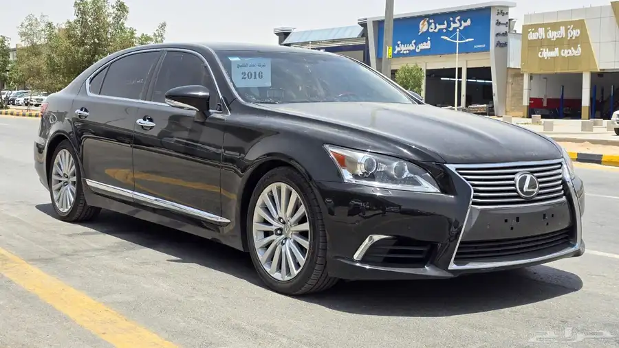 لكزس 2016 LS460 ممشى 35 الف. 2