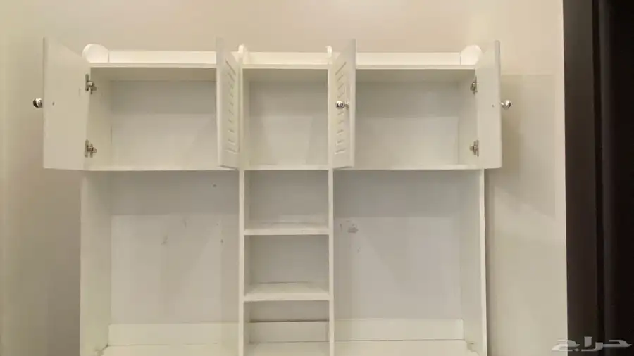 طاولة   مكتب 8