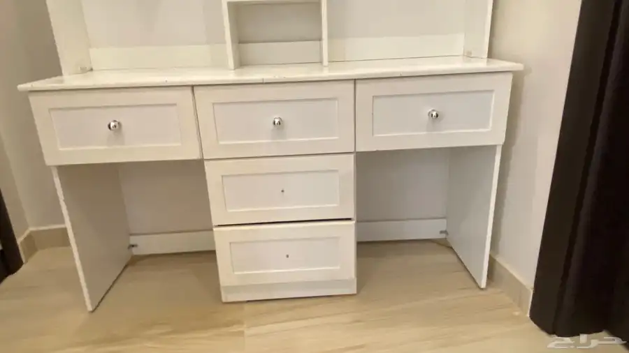 طاولة   مكتب 0