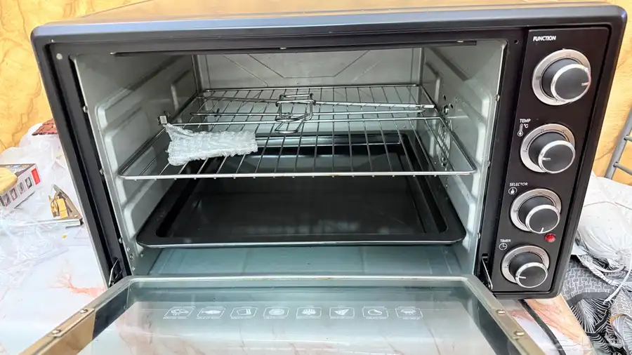ATC Electric Oven 60L. 1