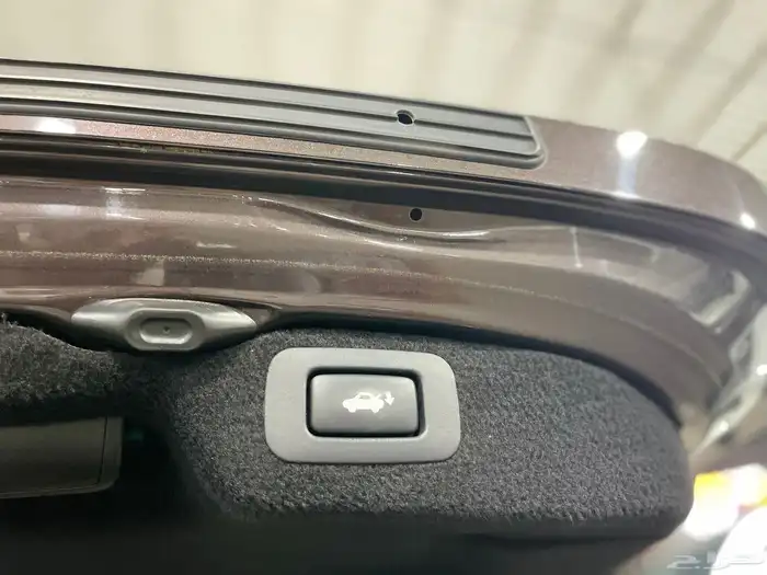 لكزس LS460L 2015 الممشى قليل 12