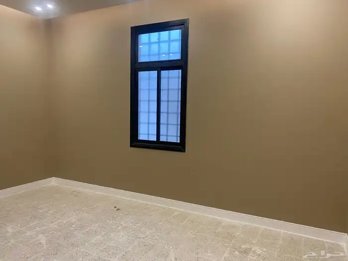 New three-bedroom apartment in Al-Areed - شقةجديدة ثلاث غرف 2