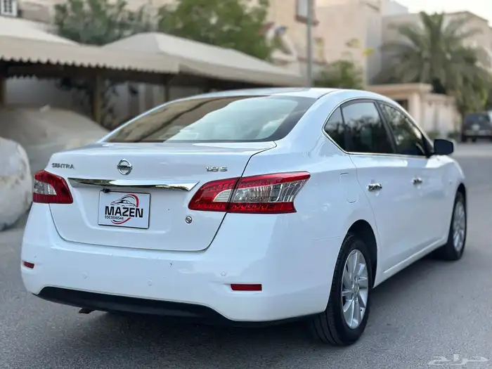 نيسان سنترا 4