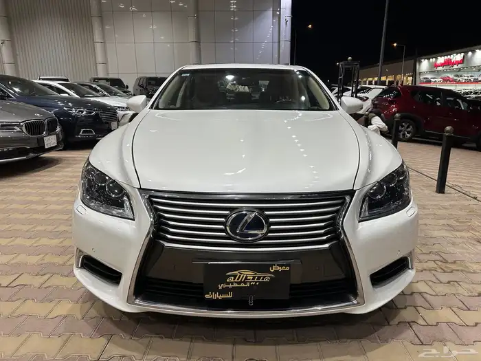 لكزس LS600 موديل 2015 فل كامل هايبرد 0