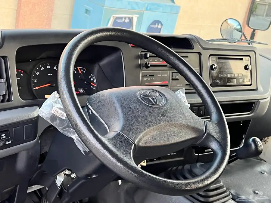 باص كوستر 2022 ديزل ممشى 96 الف 18