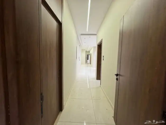 شقة تمليك دور ارضي مدخل خاص مساحة 217 شوران 26