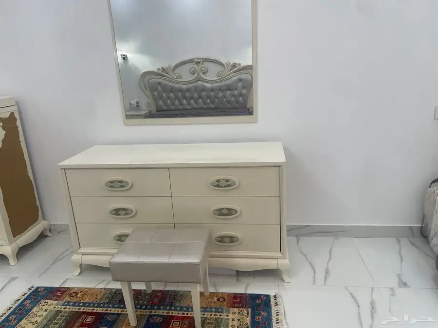 غرفة نوم للبي 4