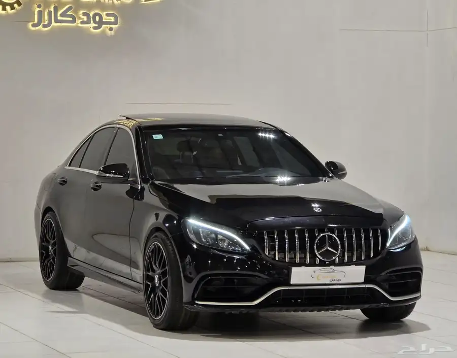 مرسيدس C63 موديل 2018 بحالة ممتازة 5