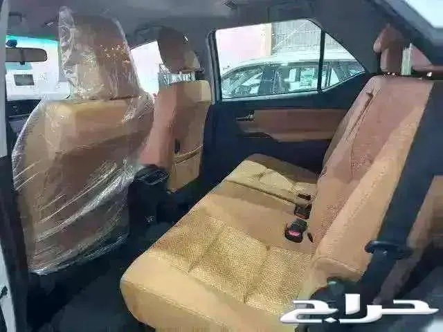 فورتشنر GX2 بنزين 2025 (عرض الاهلى 2.15) 3