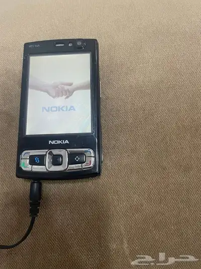 جوال N95 نوكيا نظيف وشغال مع الشاحن للبيع 1
