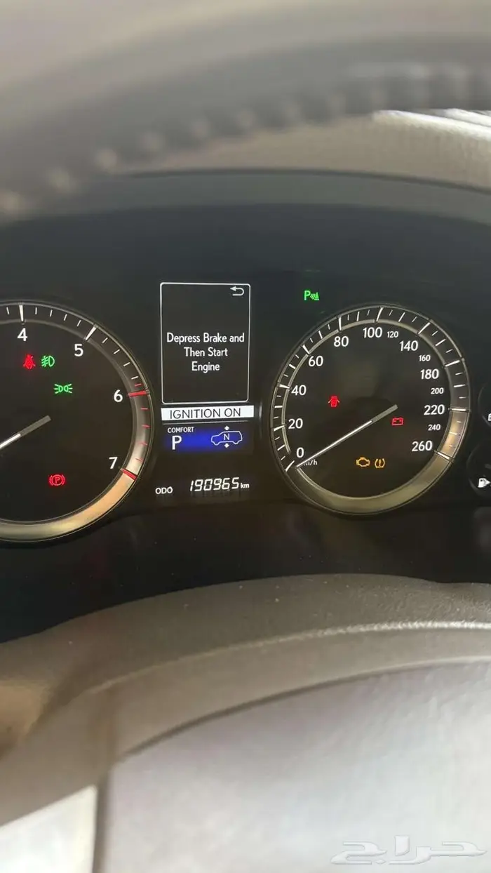 جيب لكزس ماشي 191 الف بدي وكاله نص فل لون لؤلؤي 0