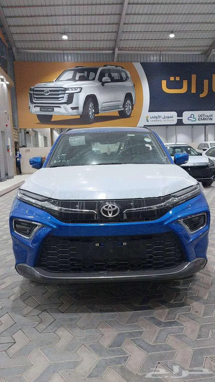 أوربان كروز استندر 2024 سعودي كحلي 1