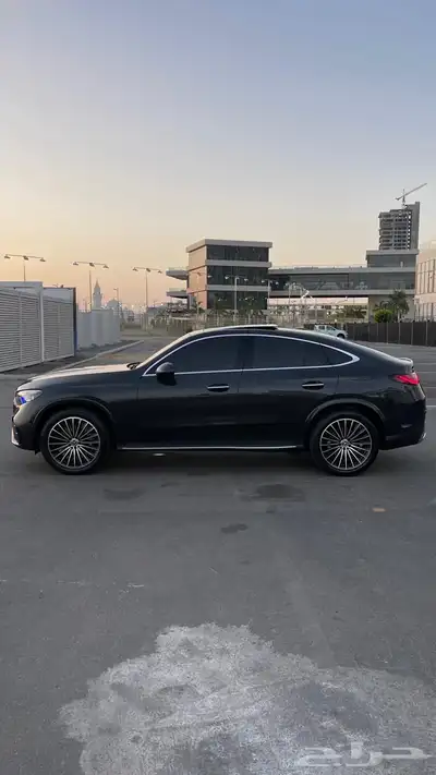 مرسيدس GLC300 2024 ( في جده) (Night package ) 1